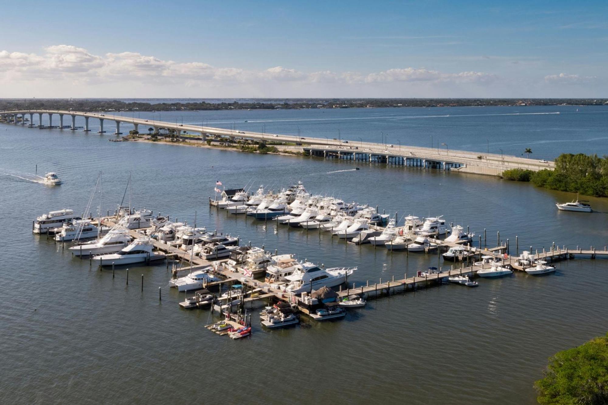 Marriott Hutchinson Island Resort, Golf & Marina 3*